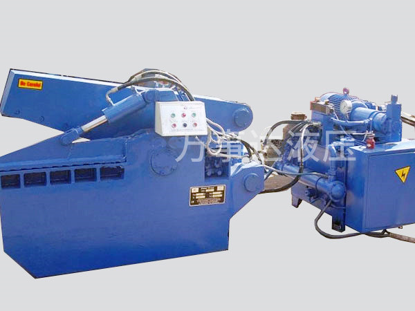Q43-1600型液压金属剪切机